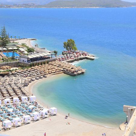 Blue Residence Sarande Bagian luar foto