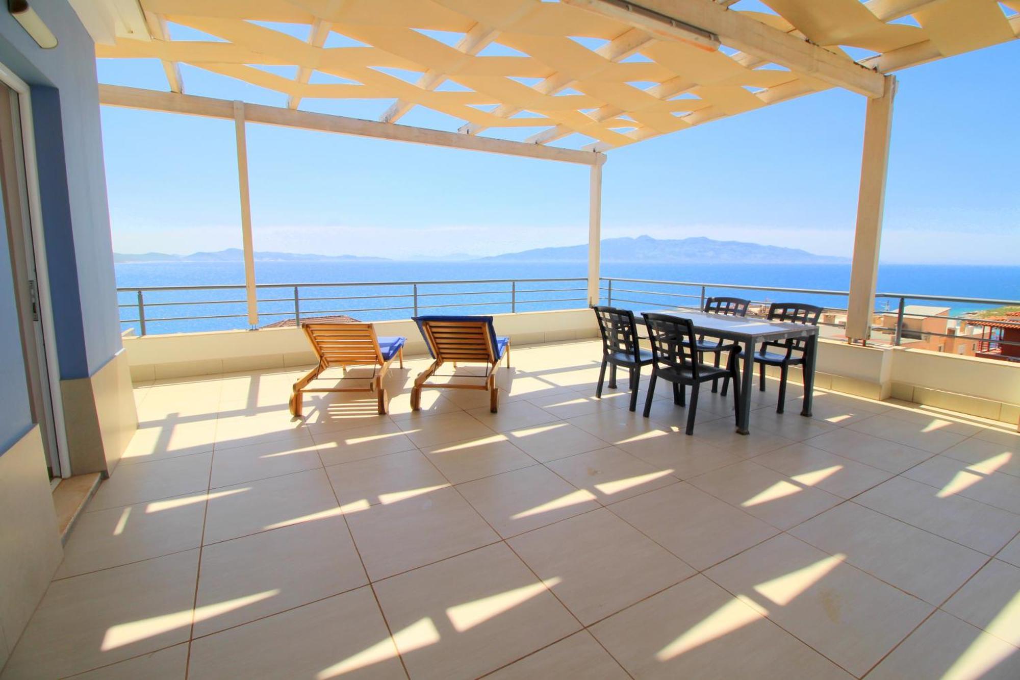 Blue Residence Sarande Bagian luar foto