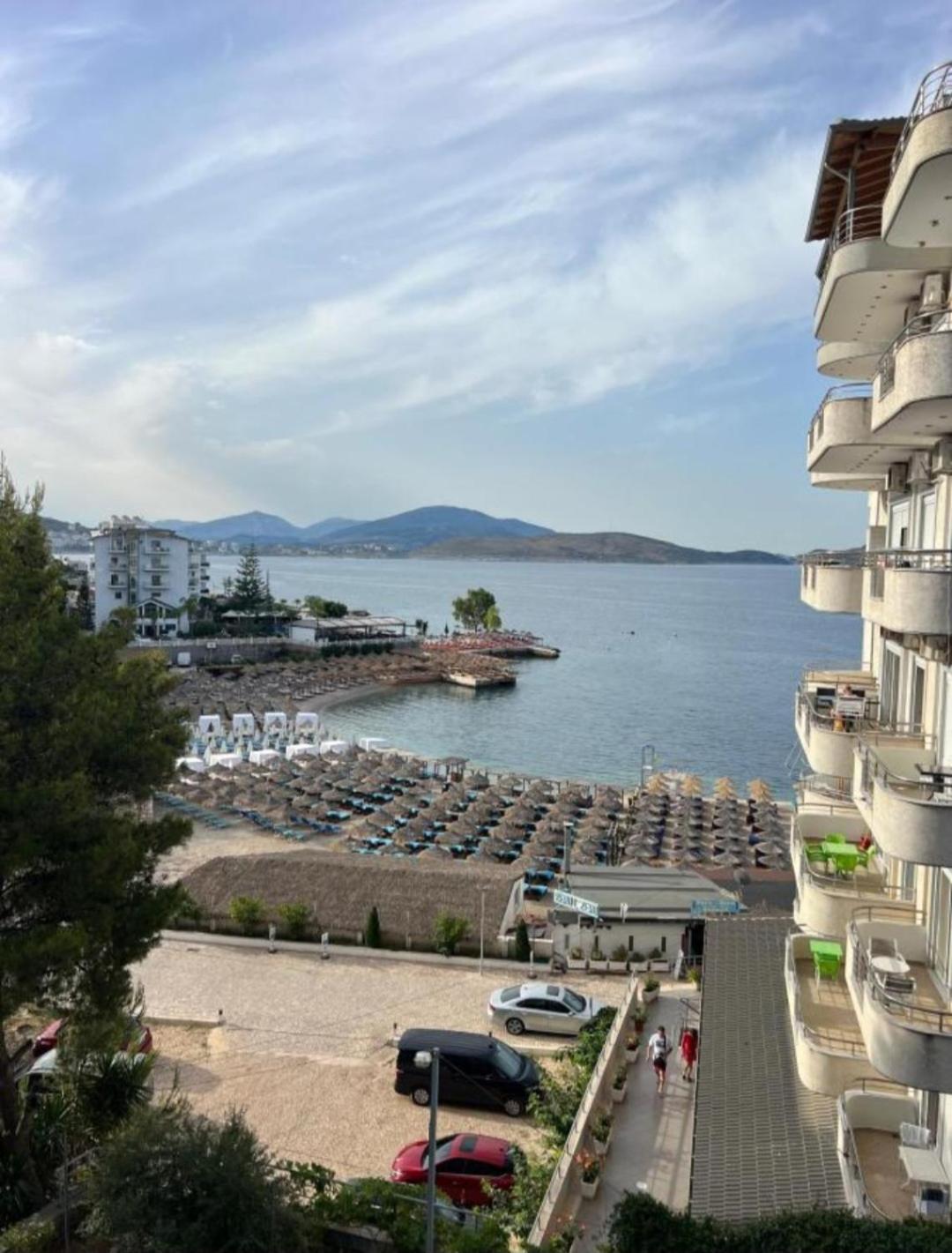 Blue Residence Sarande Bagian luar foto