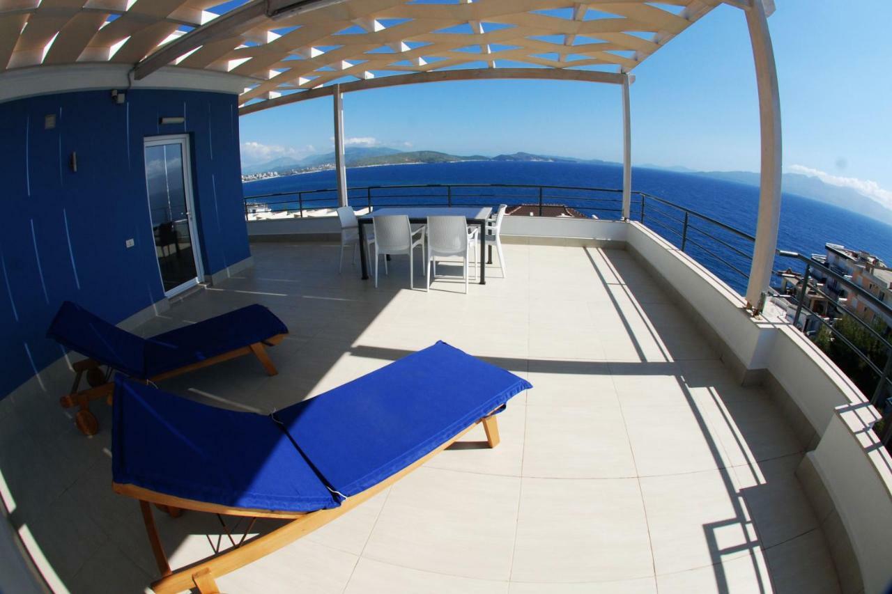 Blue Residence Sarande Bagian luar foto
